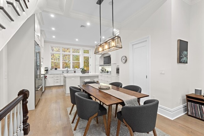 Building Photo - 1111 Bloomfield St