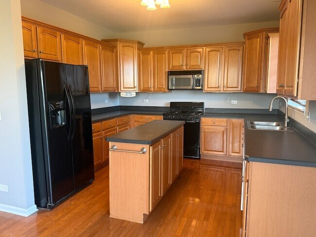 Building Photo - 2320 Hudson Cir
