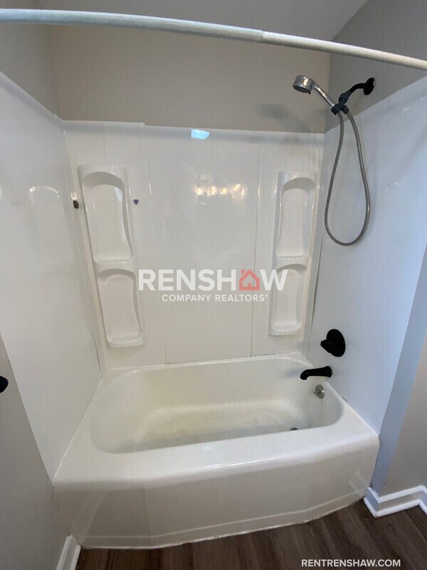 Building Photo - 206 S Trenton St