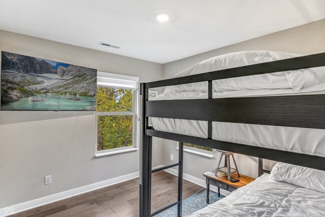 Building Photo - 8244 Bostic Dr