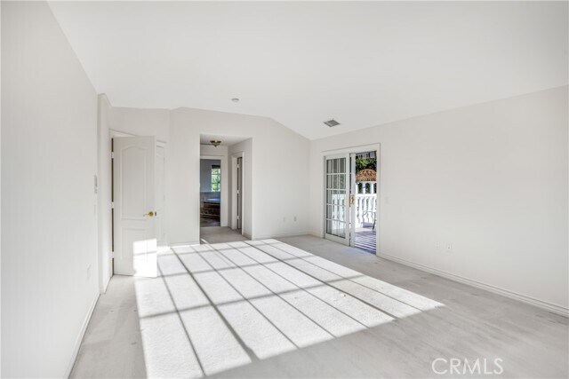 Building Photo - 1030 Calle Rey