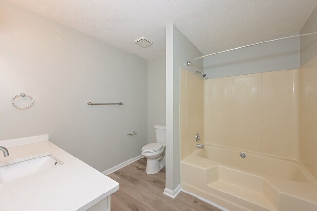 Building Photo - 1260 Rocky Rd