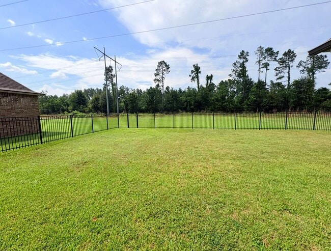 Building Photo - 3714 Willow Wood Dr