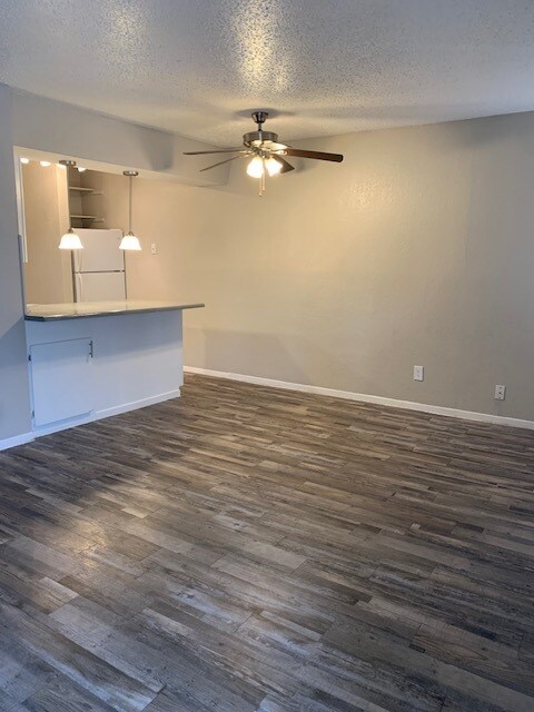 Building Photo - 1437 Cavender Dr
