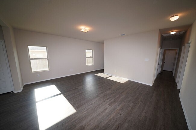 Building Photo - Lovely Home For Rent in New Braunfels, TX! - Realtor Commission: $600