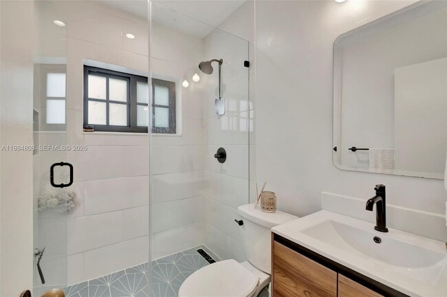 Building Photo - 1224 NE 182nd St