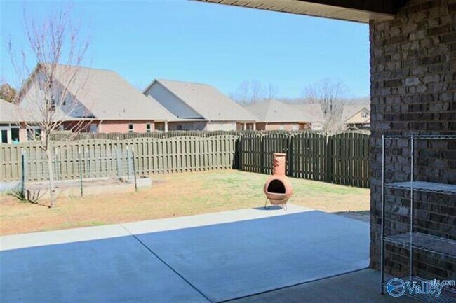Building Photo - 408 Bay Tree Ln SW