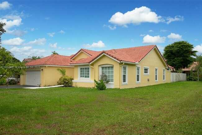 Building Photo - 1049 Laguna Springs Dr
