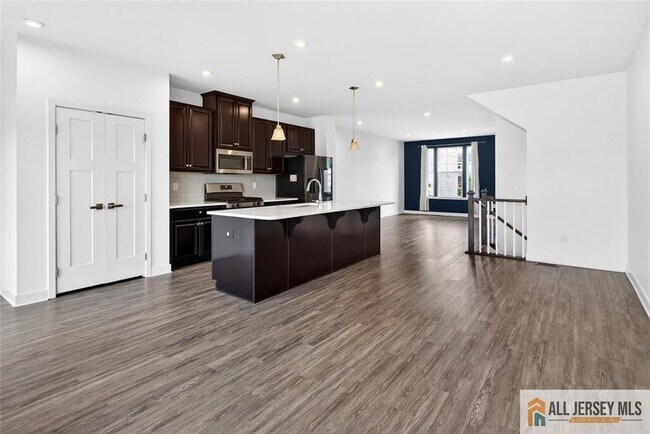 Building Photo - 117 Nathan Dr