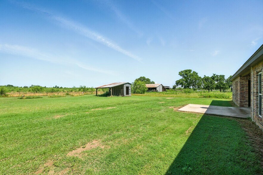 Building Photo - 7433 FM 603