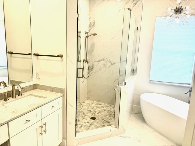 Building Photo - 107 Via Escobar Way