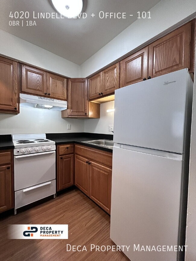 Building Photo - 4020 Lindell Blvd