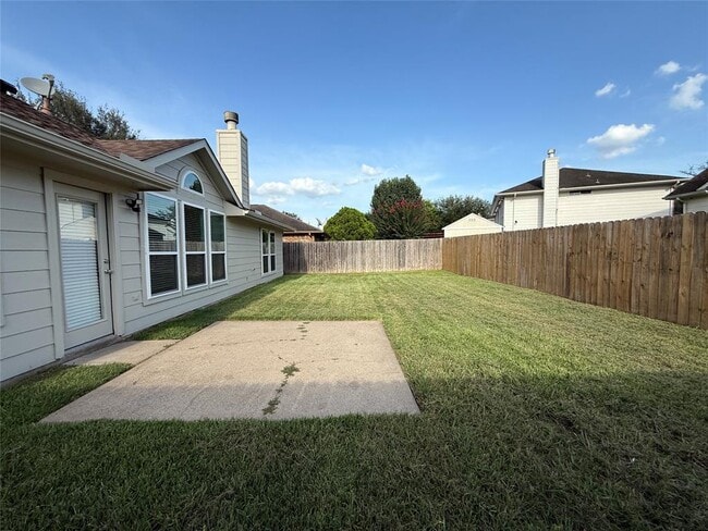 Building Photo - 15615 Lost Maples Dr