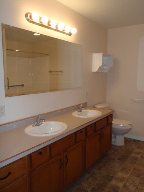 Building Photo - 2342 Burlington Ave