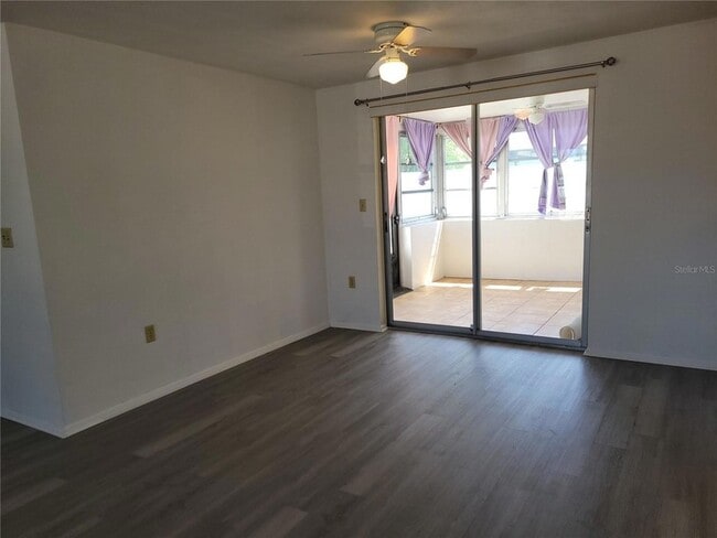 Building Photo - 6410 Tralee Ave