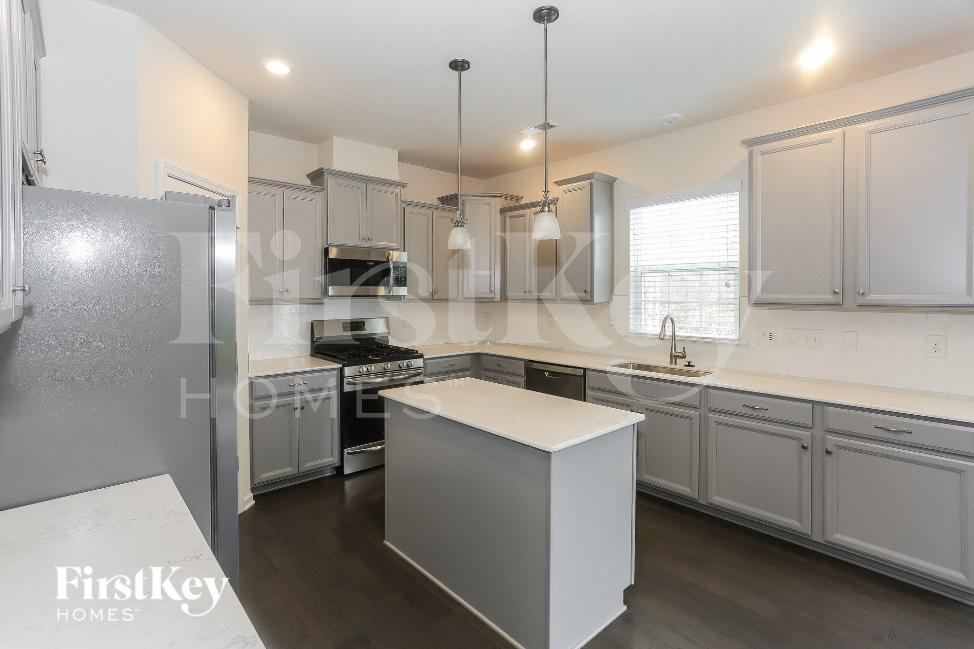 Building Photo - 182 Paradise Hills Cir