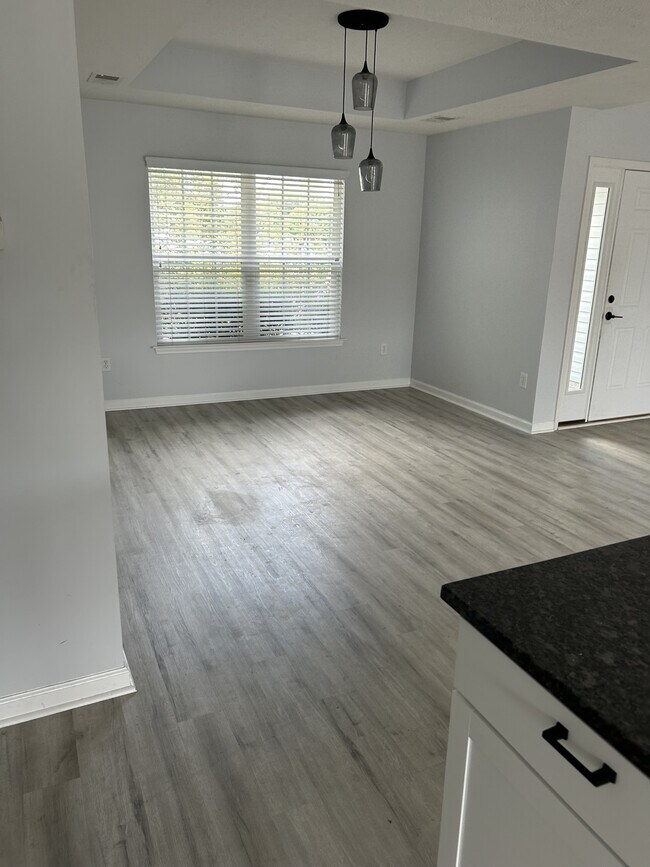 Building Photo - 4328 Heartwood Ln