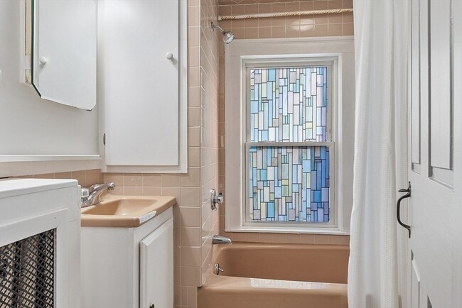 Building Photo - 20 Old Lowell Rd