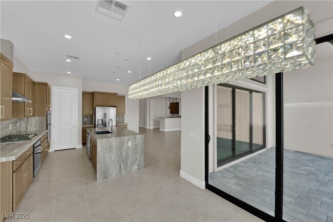 Building Photo - 11032 Rolling Vista Dr