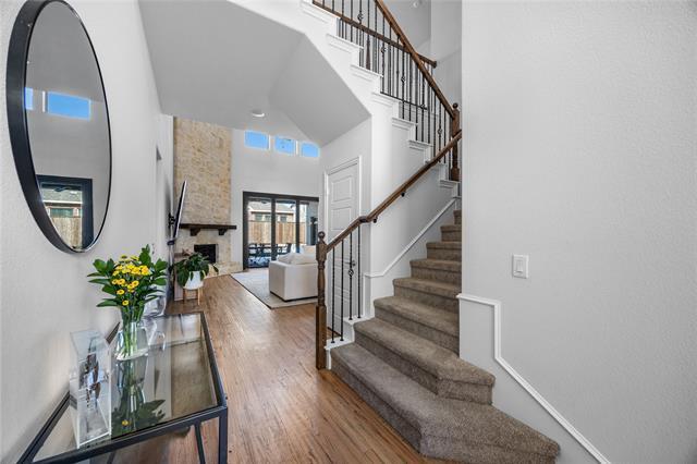 Building Photo - 16921 Eastbrook Dr