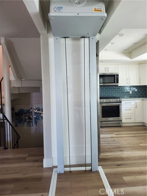Building Photo - 219 W Escalones