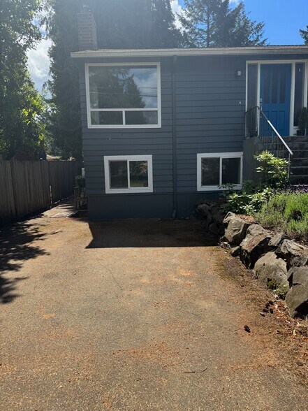 Building Photo - 1509 N 143rd St