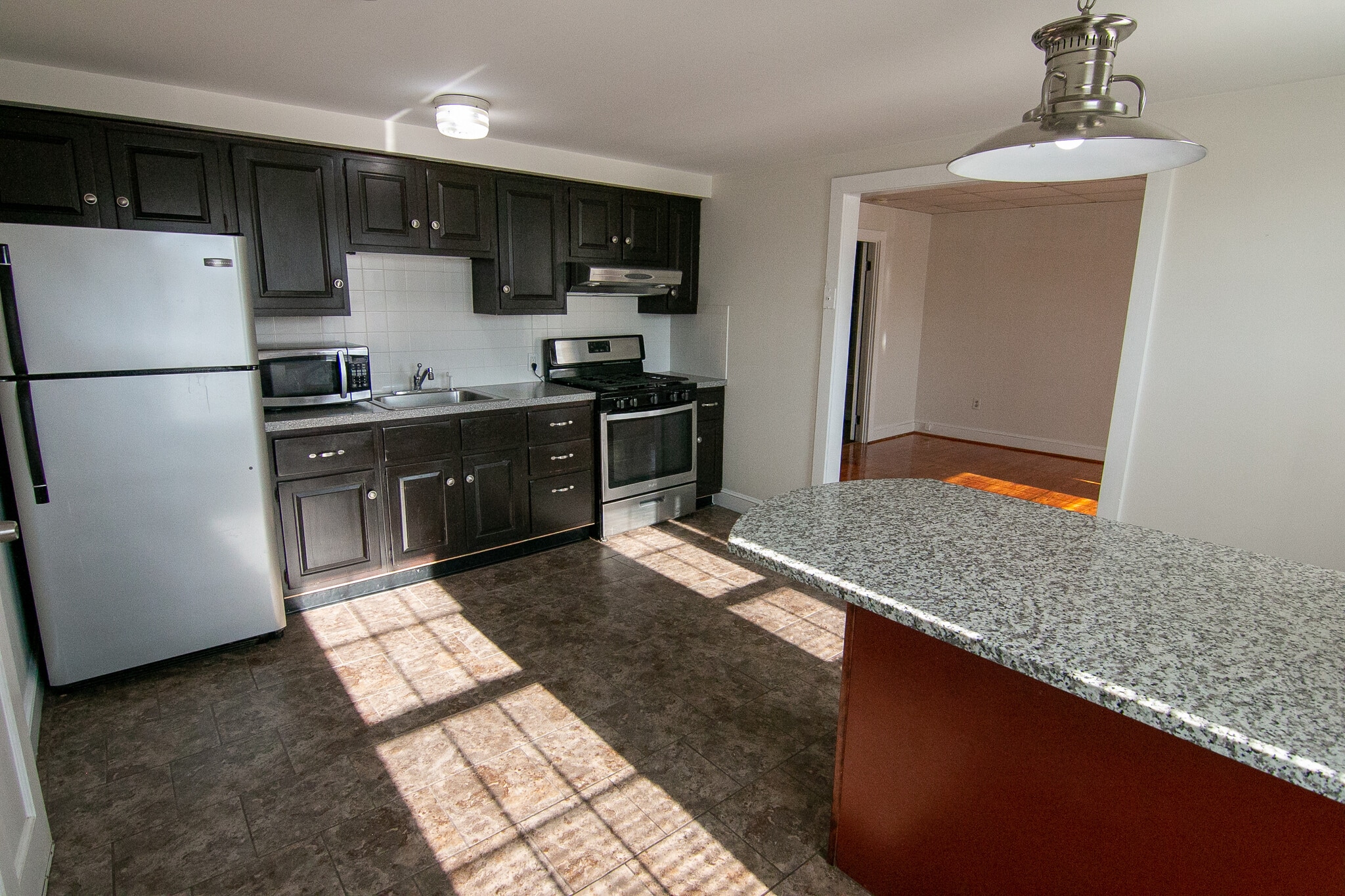 Building Photo - 21 Essex St