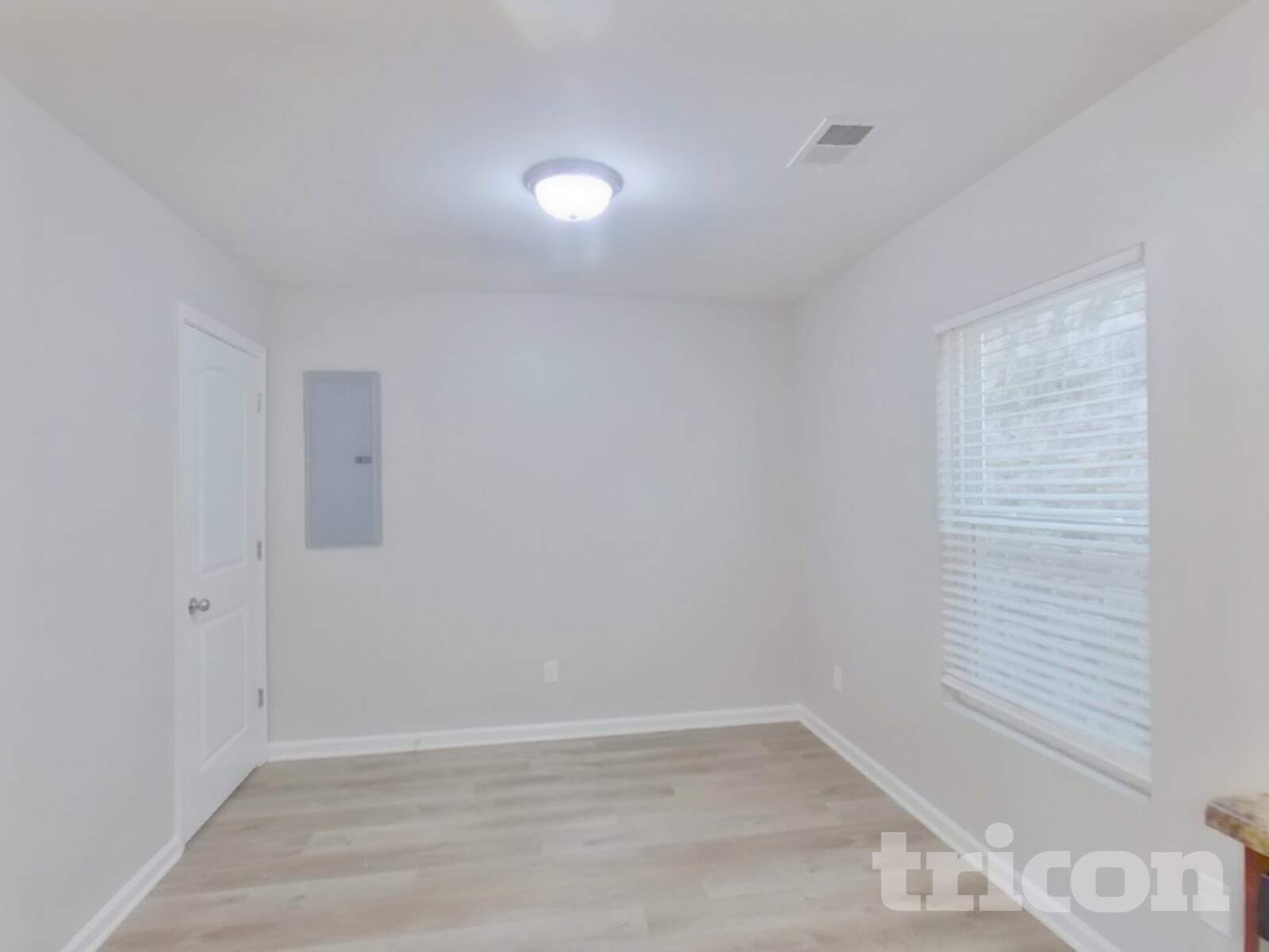 Building Photo - 155 Tybo Dr