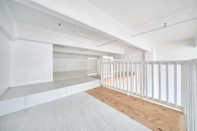 Building Photo - 1 bedroom in Brooklyn NY 11231