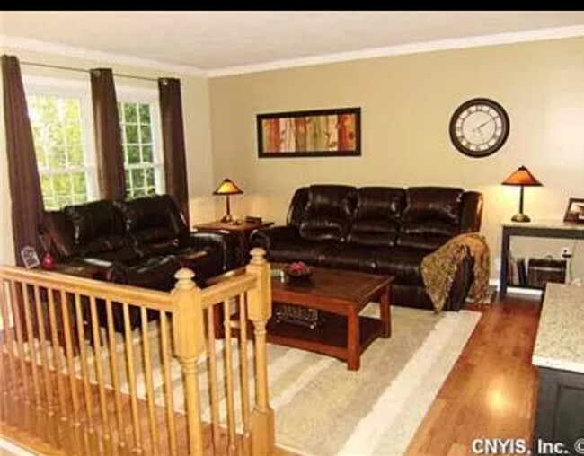 Building Photo - 9482 Glengarriff Dr