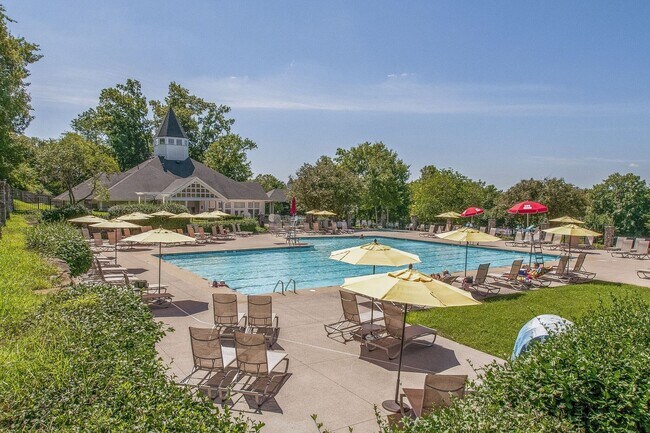 Building Photo - Spotless home in sought after Fieldstone Farms!