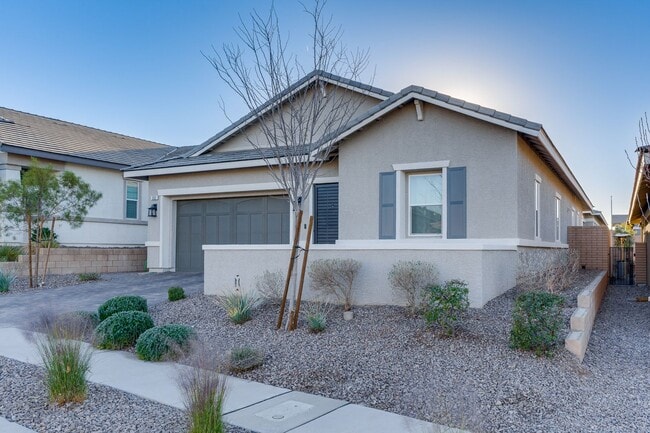 Building Photo - Charming Single-Story in Cadence with Fireplace & Entertainer’s Backyard!