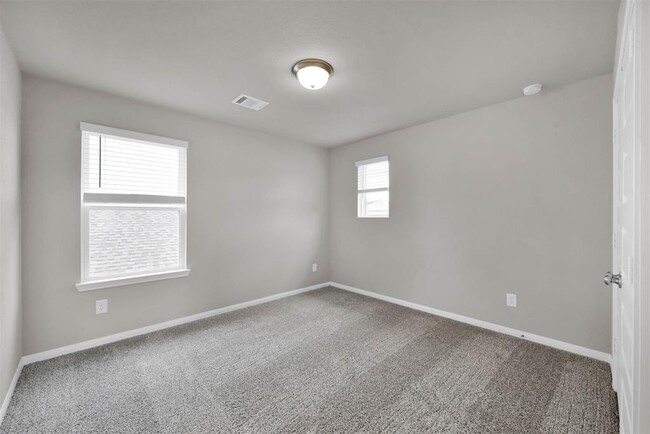 Building Photo - 213 Harper Ridge Dr