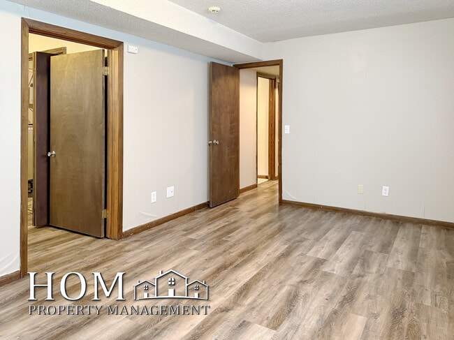 Building Photo - 31 Devonshire Pl