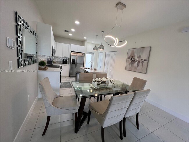 Building Photo - 8001 NW 41st St