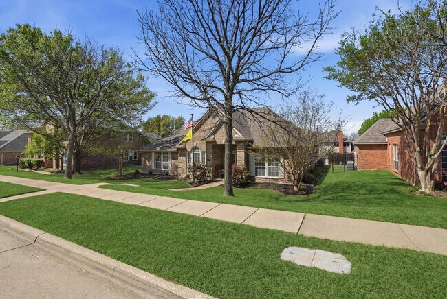 Building Photo - 6613 Barclay Ln