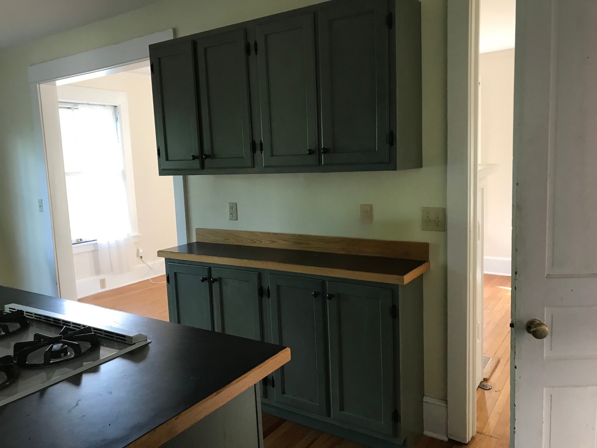 Building Photo - 423 Mitchell St