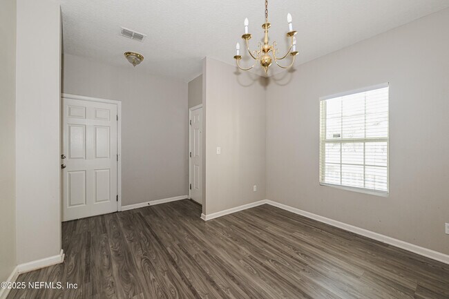 Building Photo - 8132 Hilsdale Rd