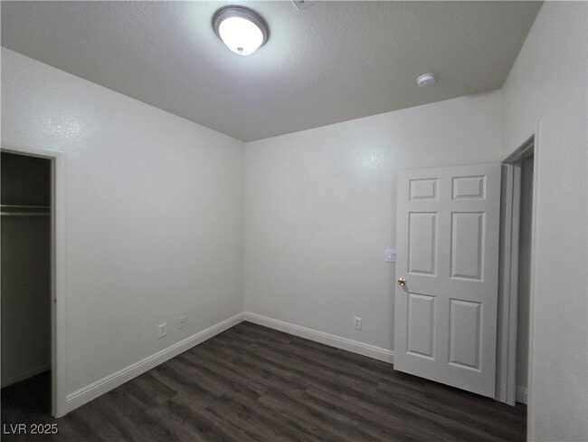 Building Photo - 8240 Aurora Peak Ave