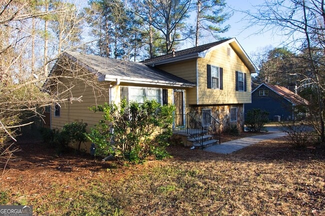 Building Photo - 4656 Bristol Dr SE