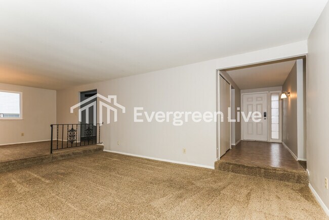 Building Photo - Coming Soon!