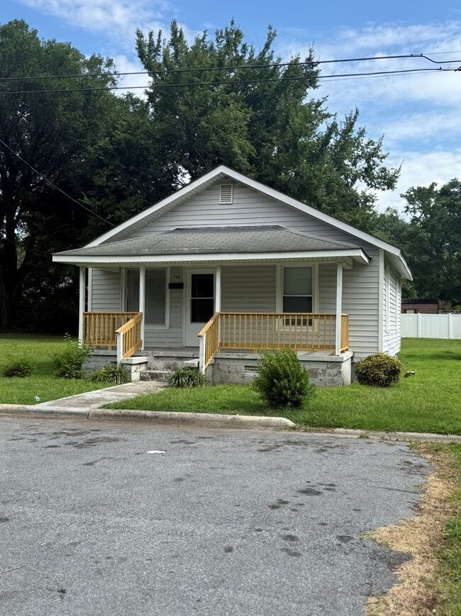Primary Photo - 2 Bedroom, 1 Bath House (COMING SOON)