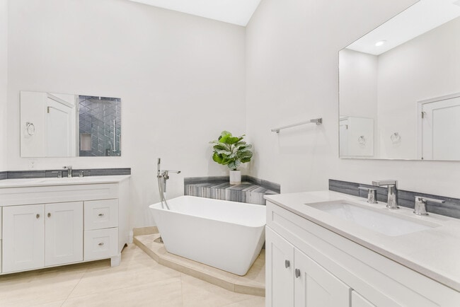 Building Photo - 22831 Warrick Wood Ct
