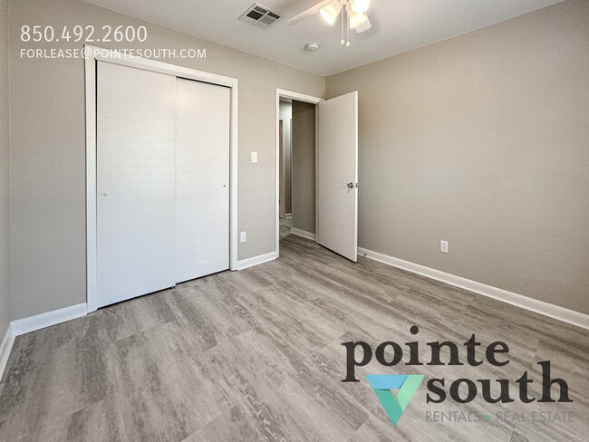 Building Photo - 6385 Schoel Ln