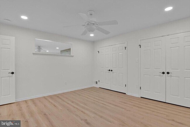 Building Photo - 915 Chanticleer