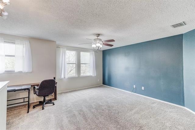 Building Photo - 3601 McClintick Rd