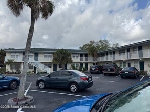 Building Photo - 2170 Knox McRae Dr