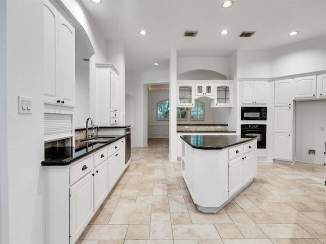 Building Photo - 1211 Sterling Ct