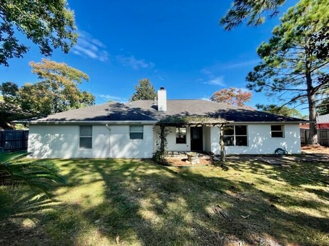 Building Photo - 1315 Forest Shore Dr