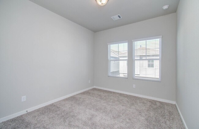 Building Photo - 3112 Valley Peak Dr